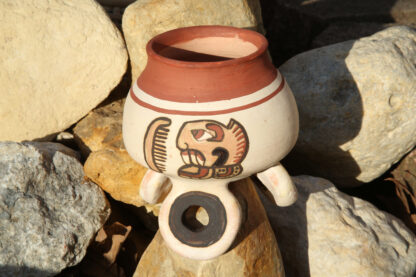 Mayan pottery cacao tripod pot with 2 glyphs cacao chocolate